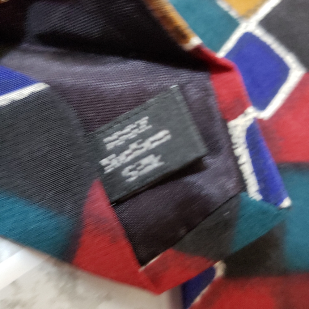 Halston Retro 80s Gray Silk Tie - Picture 4 of 6